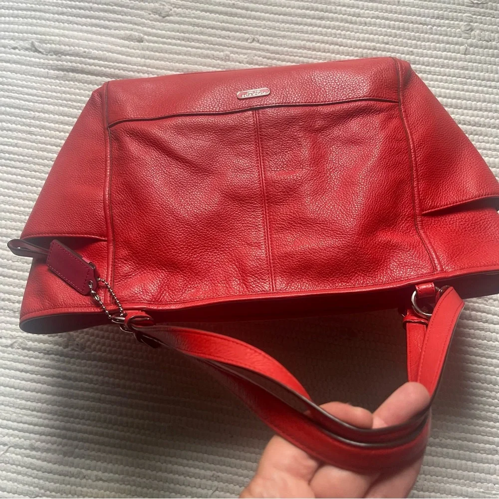 Coach 29898 RED COACH Park Patent Leather Carrie Tote Handbag Pebble Leather